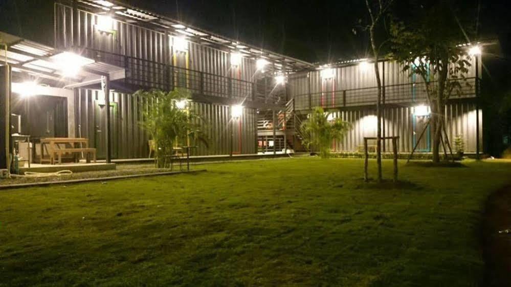 Na-tub Hostel