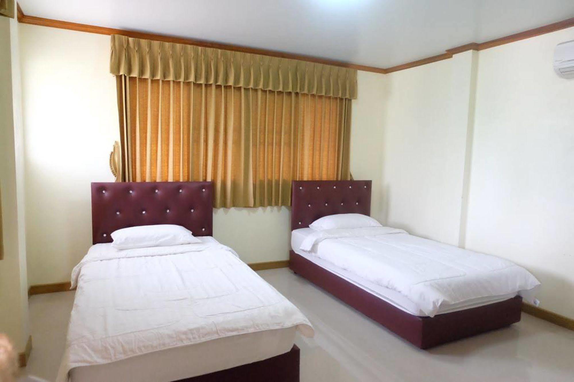 Resort Ruen Sam Ran Ban Nong Kham (Ratchaburi)