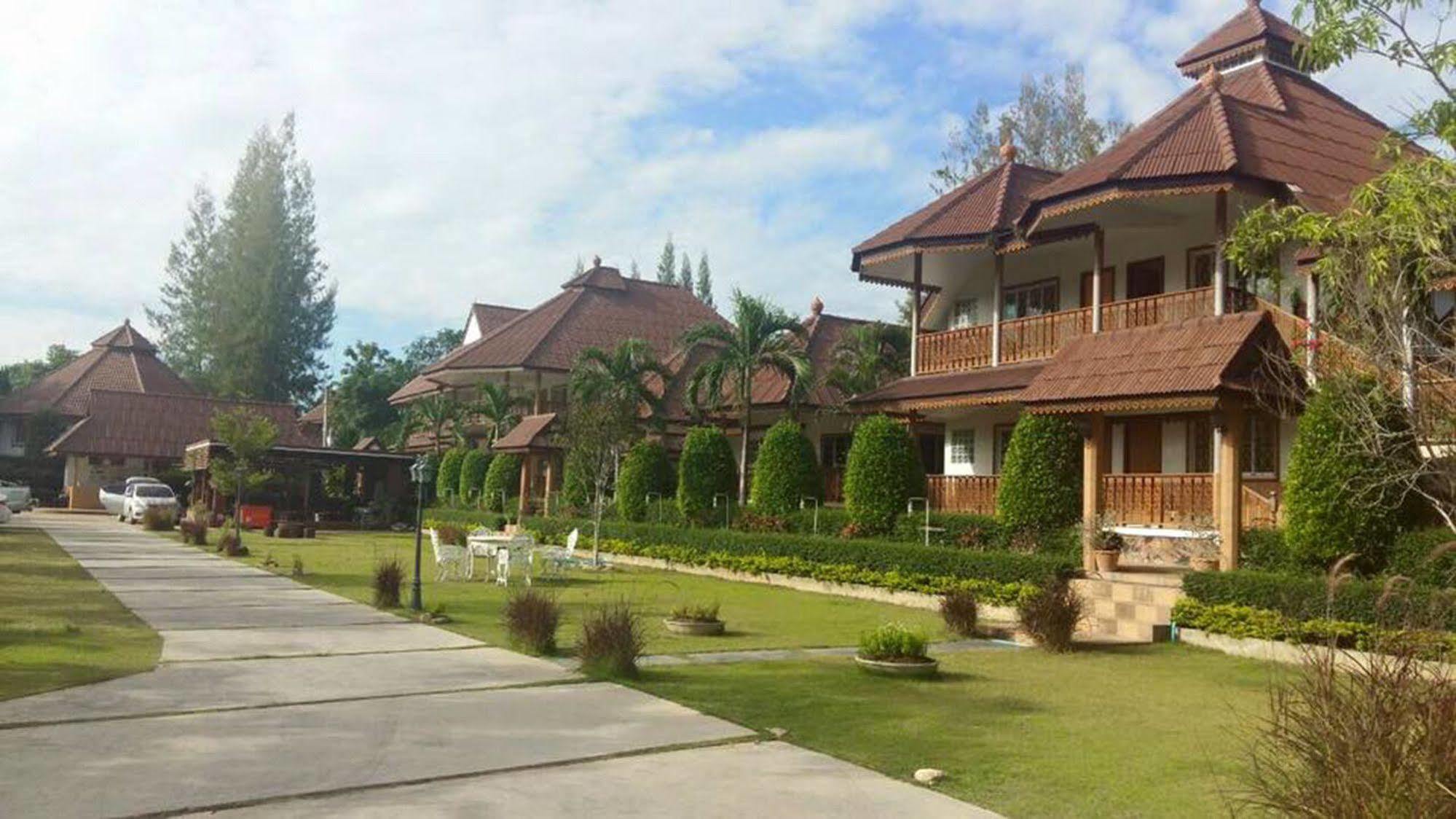 Resort Ruen Sam Ran