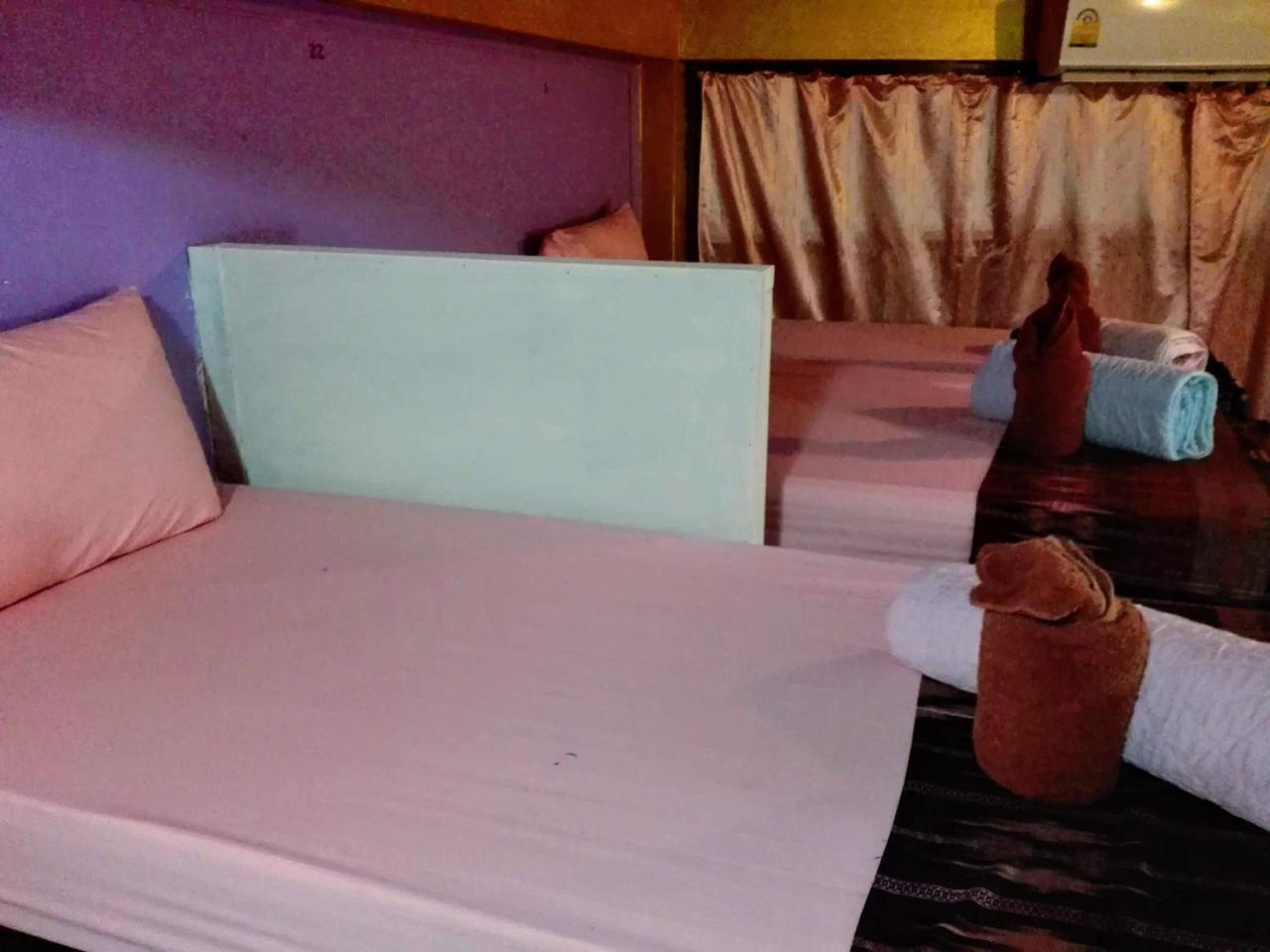 Maddy's Hostel *