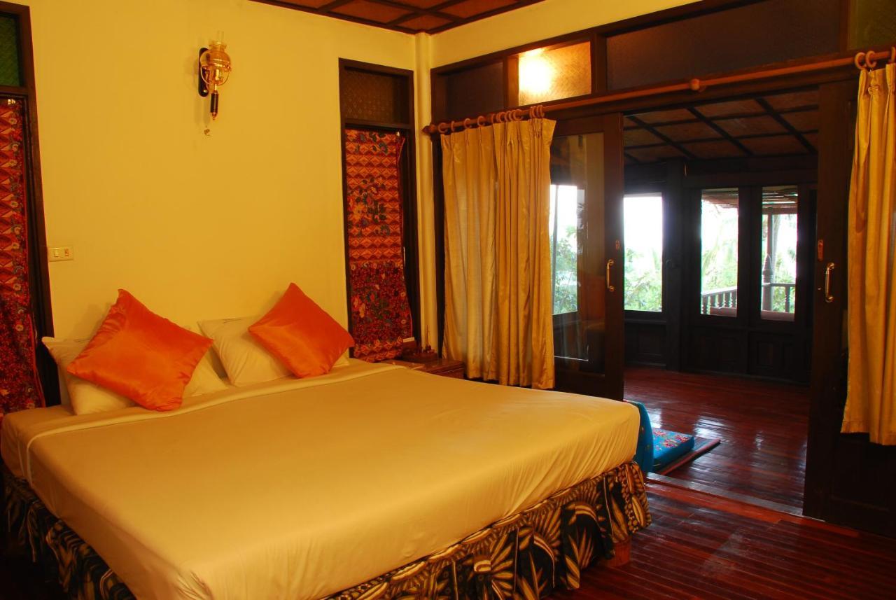 Charm Churee Village 3* Koh Tao