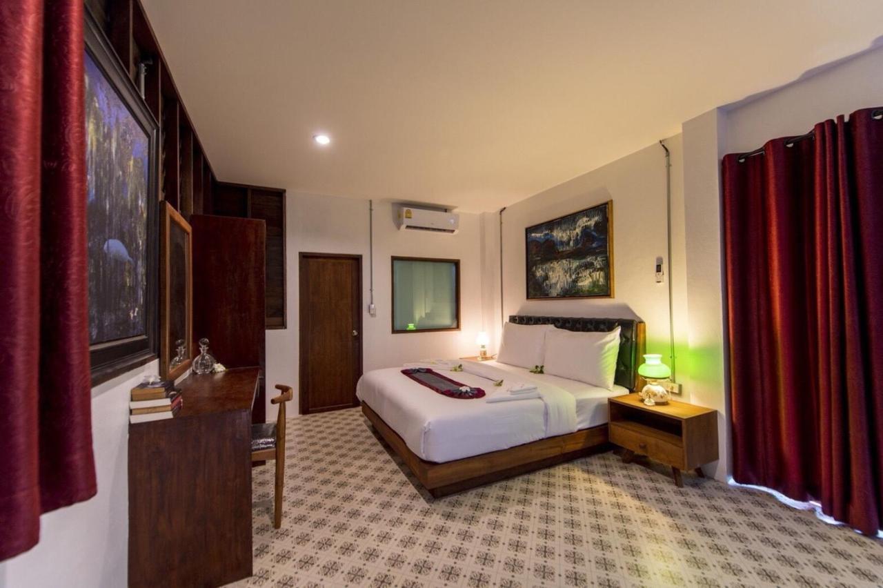Lanta Harbour Hostel *