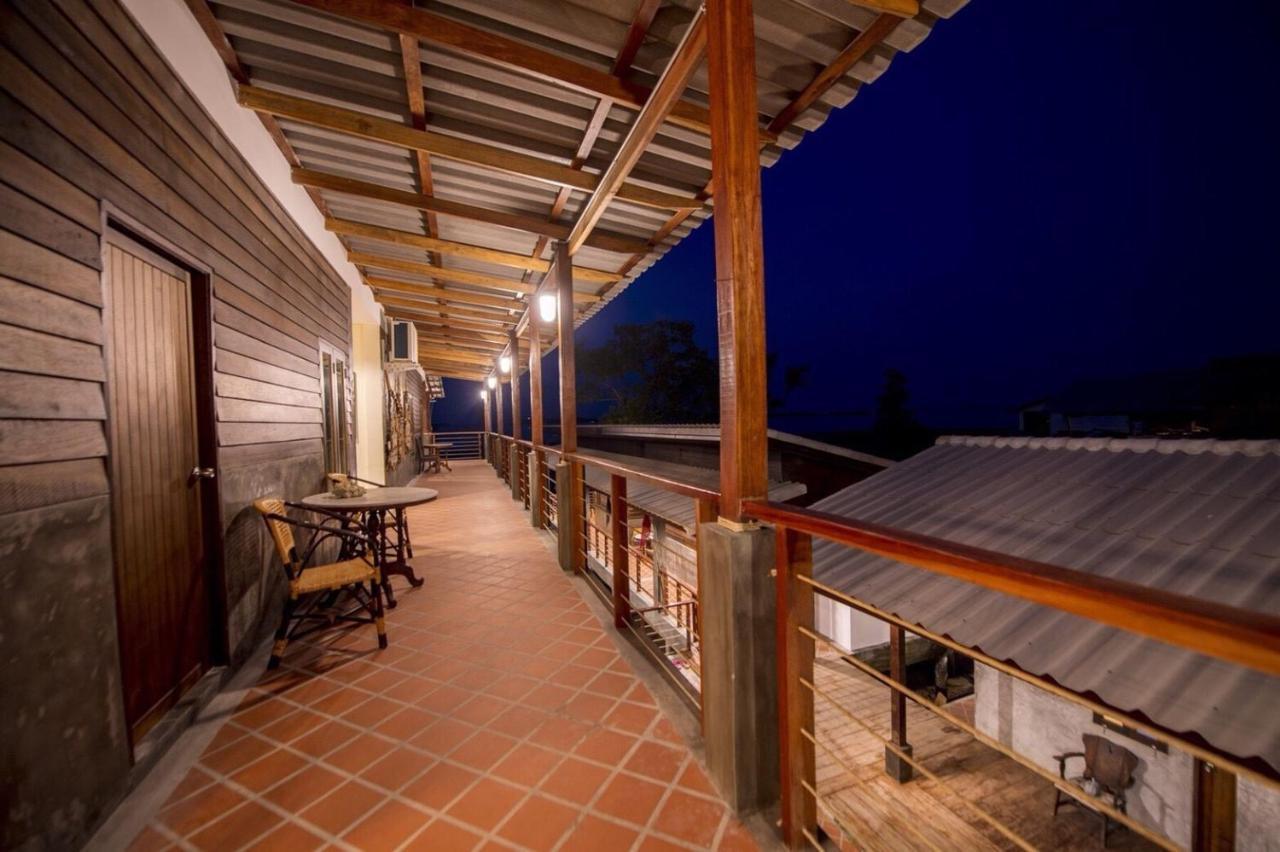 Hostel Lanta Harbour Koh Lanta