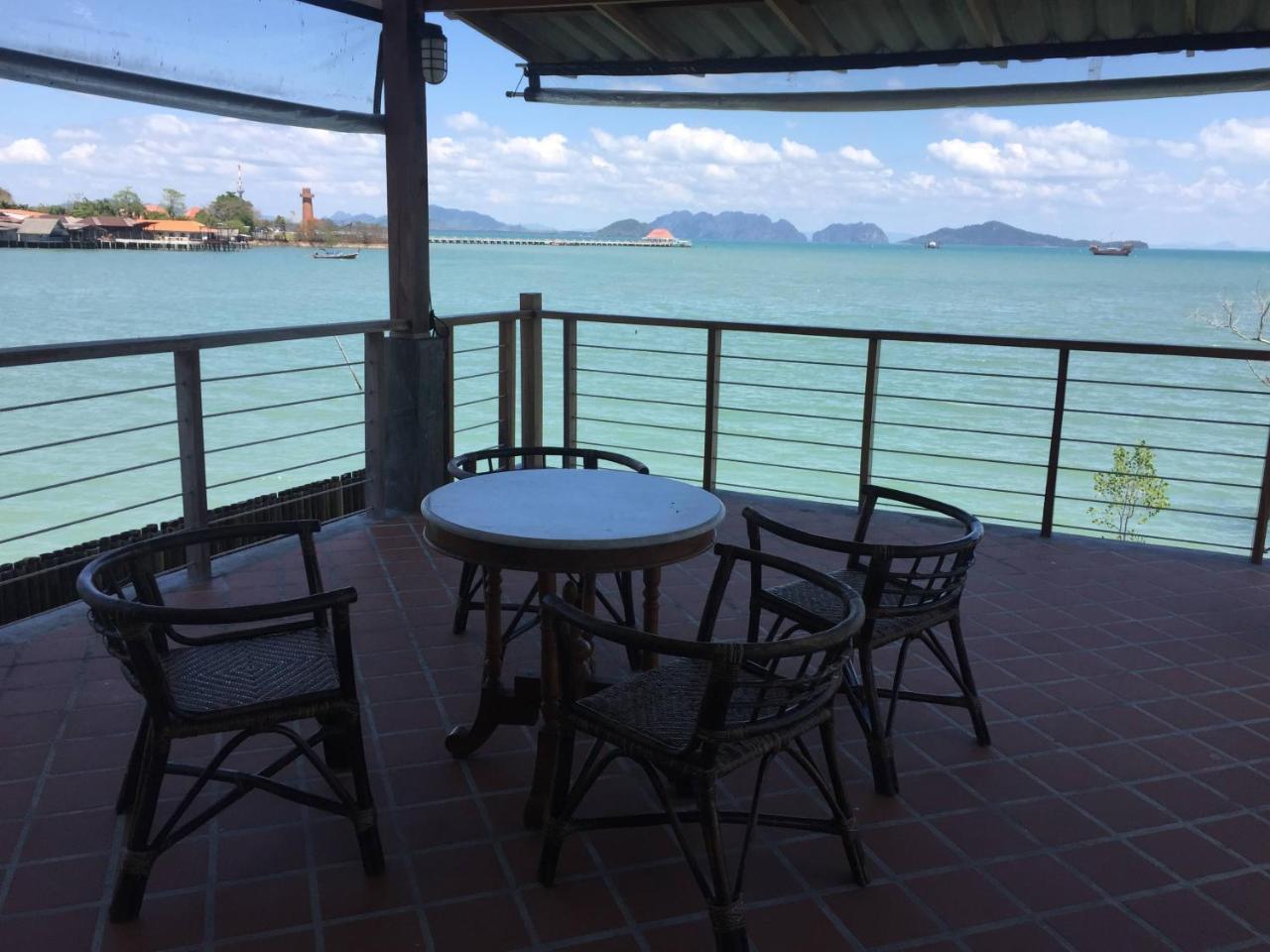 Hostel Lanta Harbour Koh Lanta