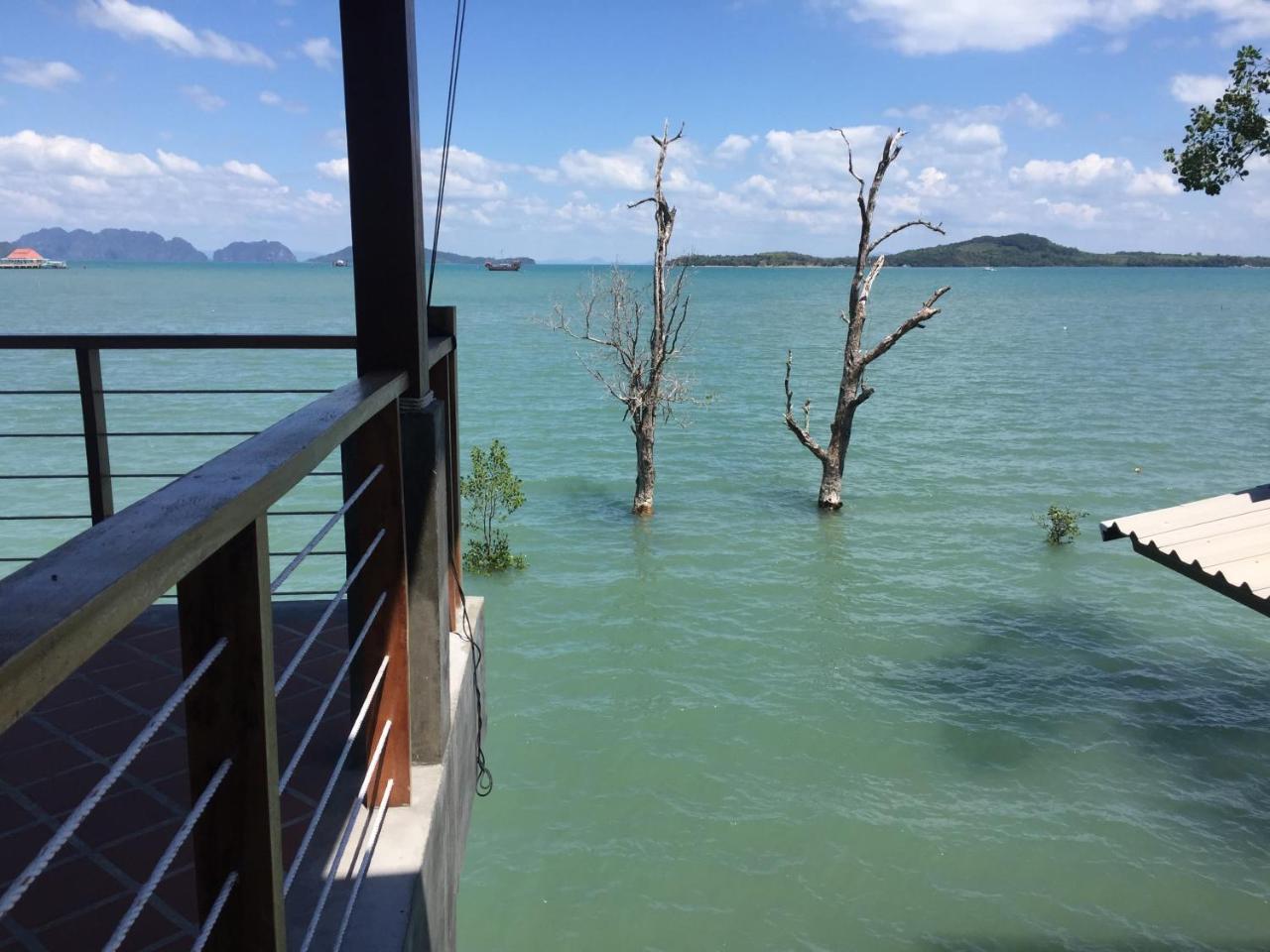 Lanta Harbour Hostel Koh Lanta