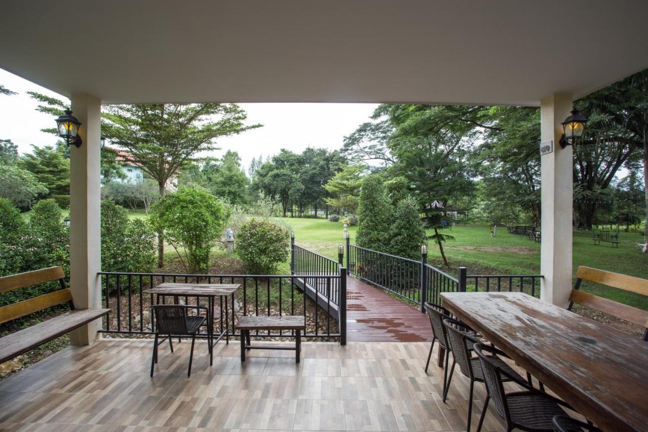 Resort The Harmony Suan Phueng
