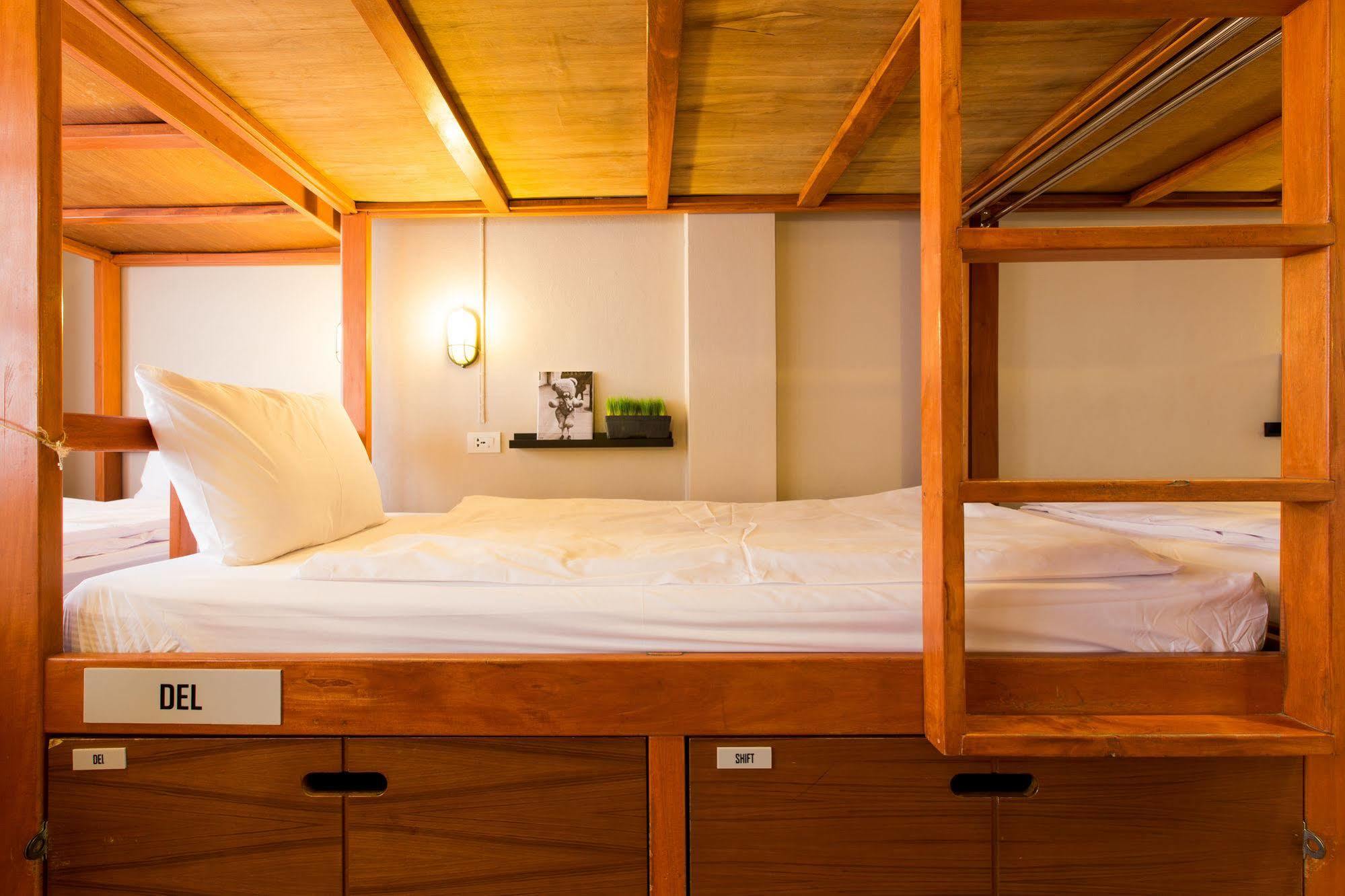 Hostel Pak-up