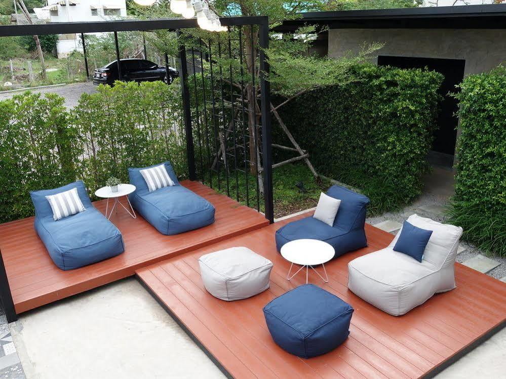 Hotel The Restro 3*