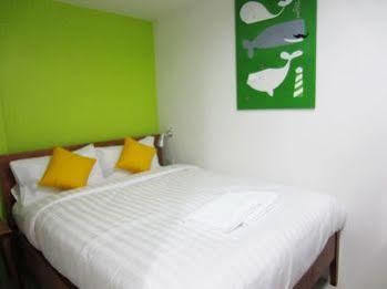 Hotel Tiya House & Cafe 3*