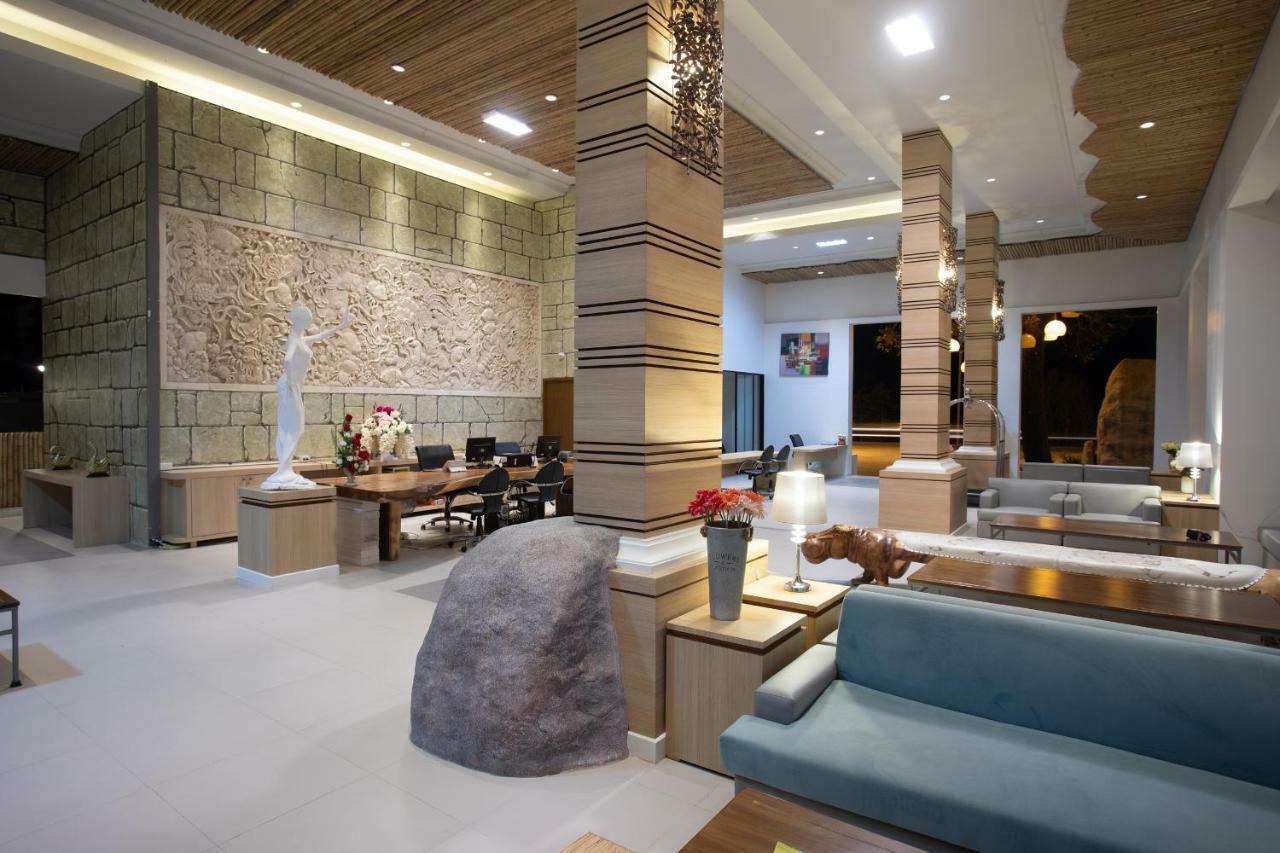 Cha-cha Krabi Beachfront Hotel 4*