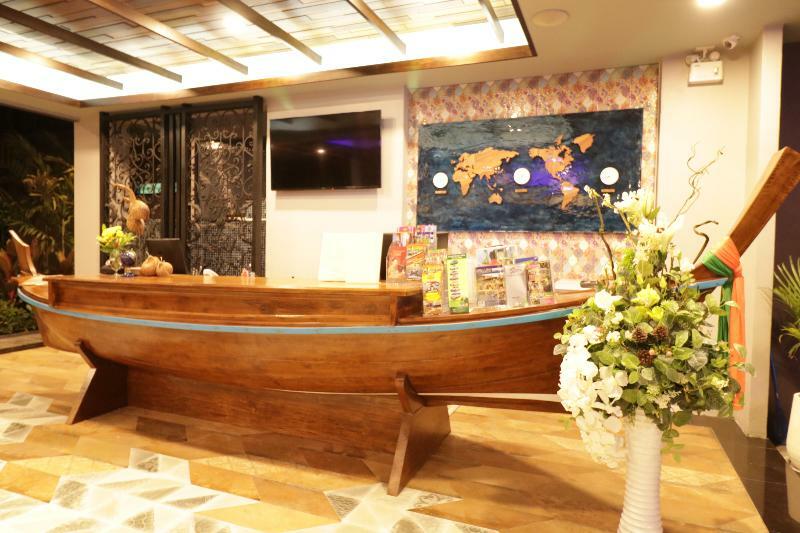 The Scene Cliff View By Swiss-belhotel 4*