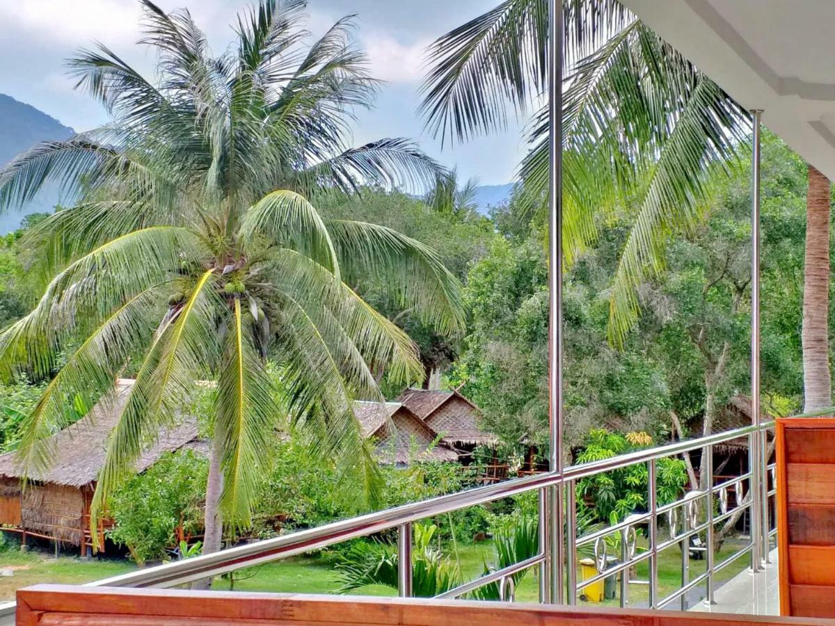 The Ford Sunset Resort 2*