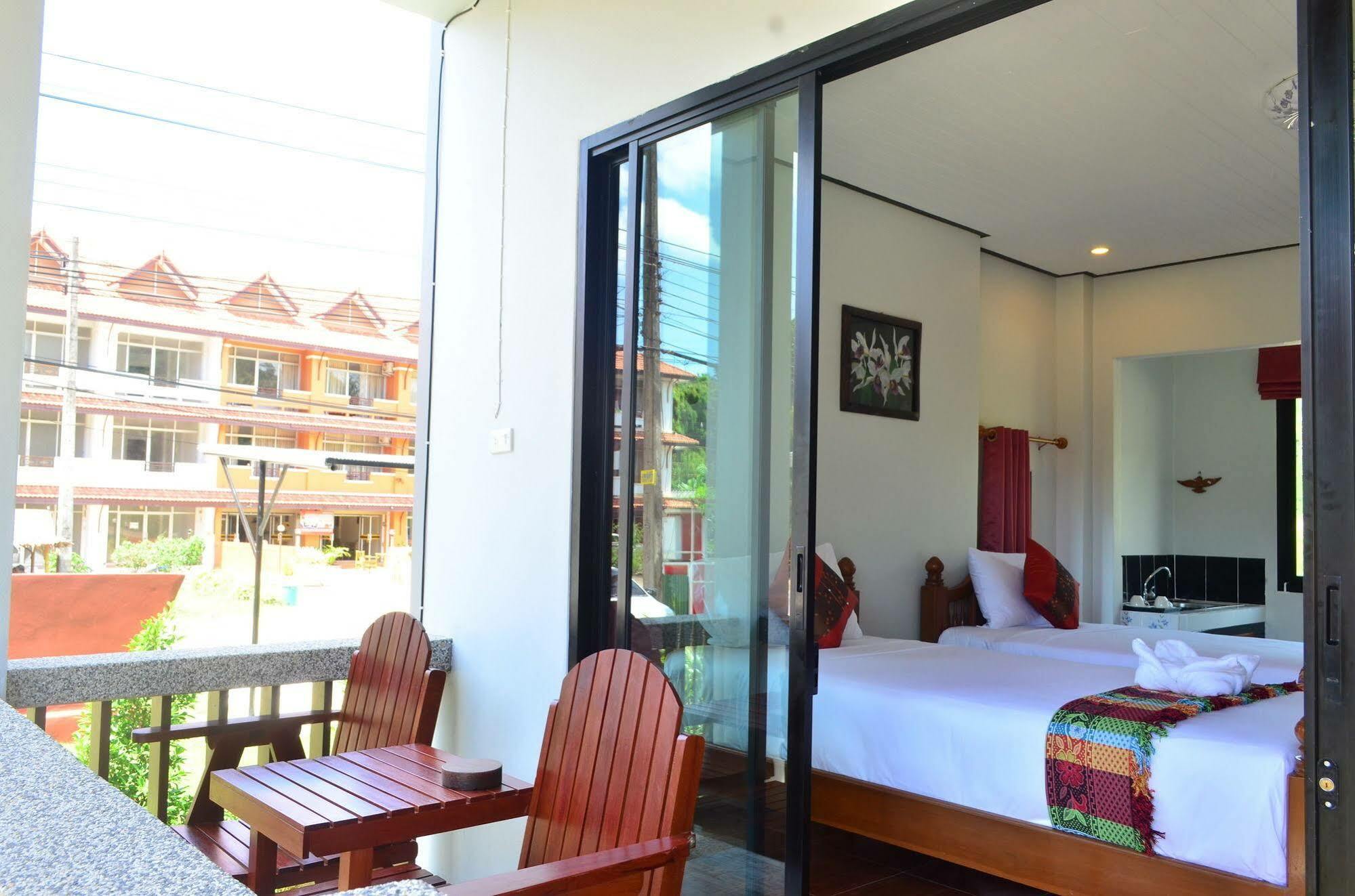 Hotel Phongpipat Lanta Mansion 2*
