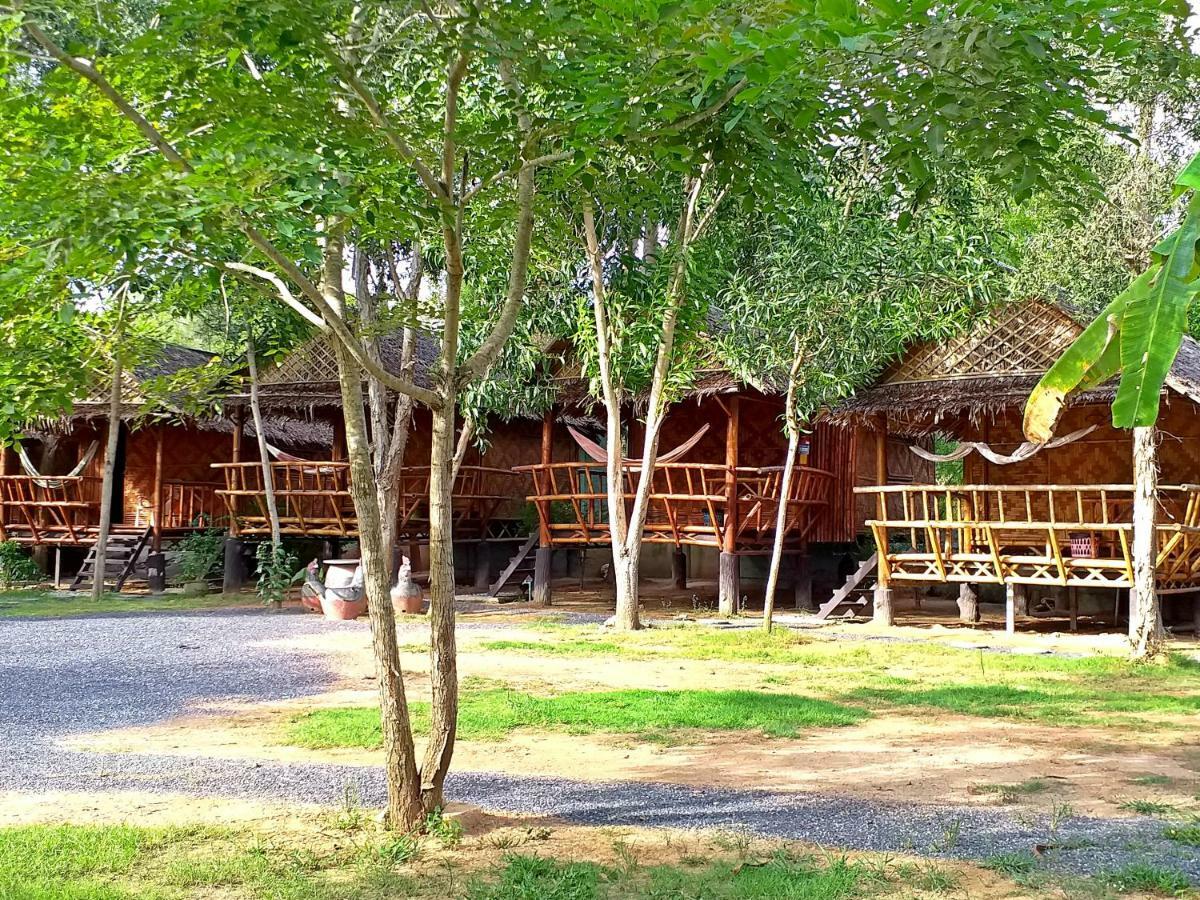 The Ford Sunset Resort Wok Tum