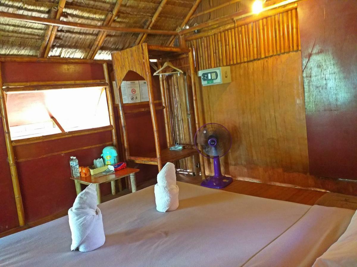 The Ford Sunset Resort 2*