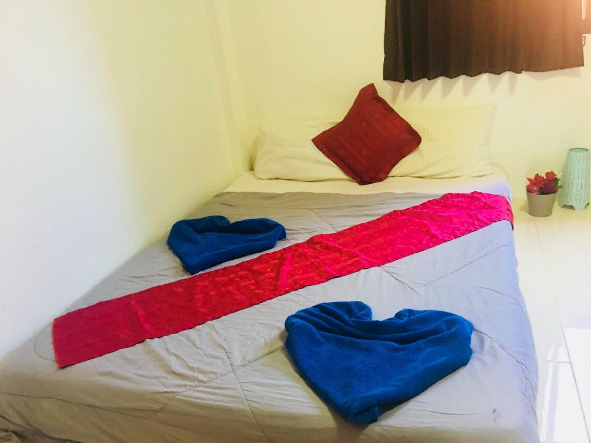 Guest house Leaf 2*