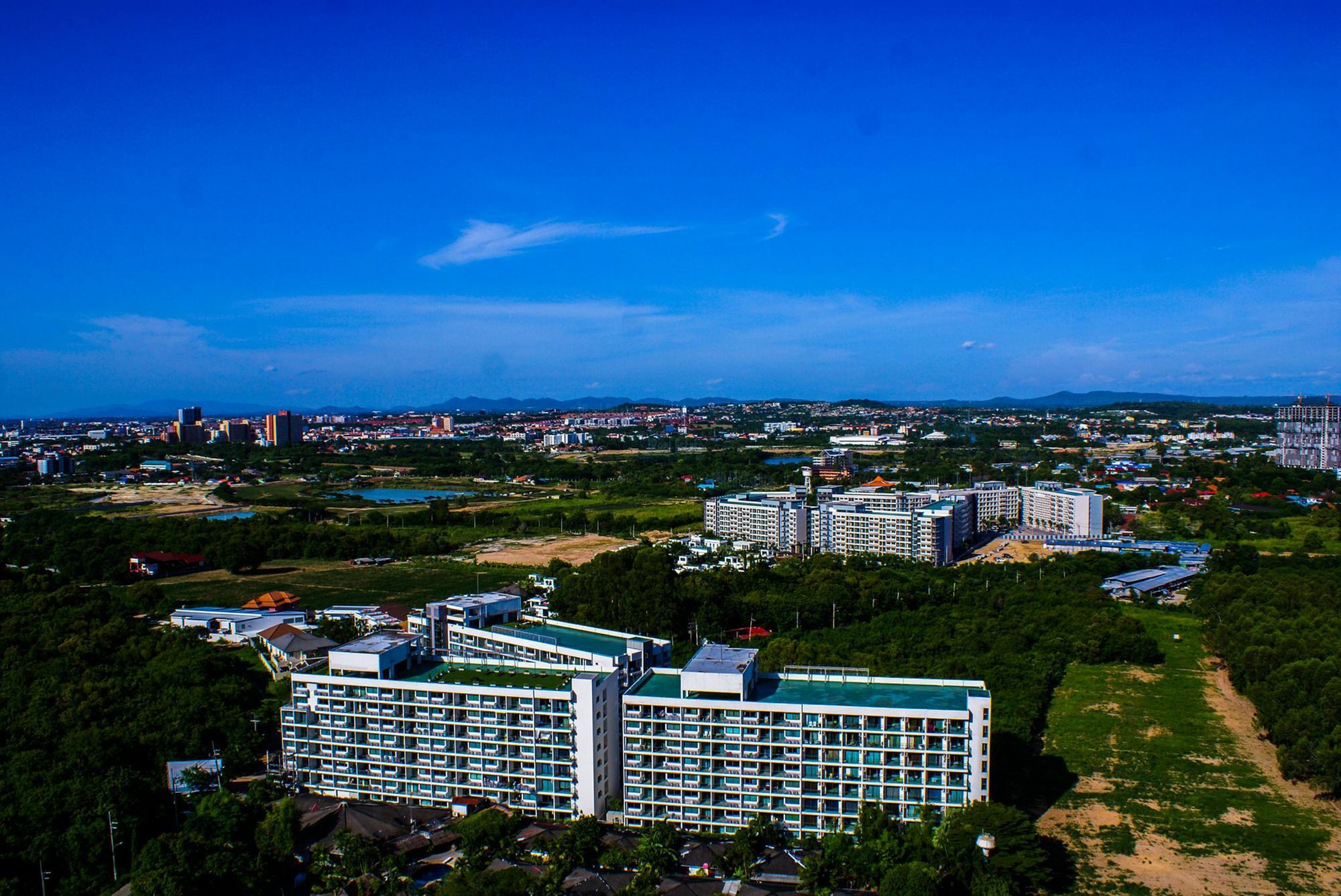 Dusit Grand View Jomtien Hotel