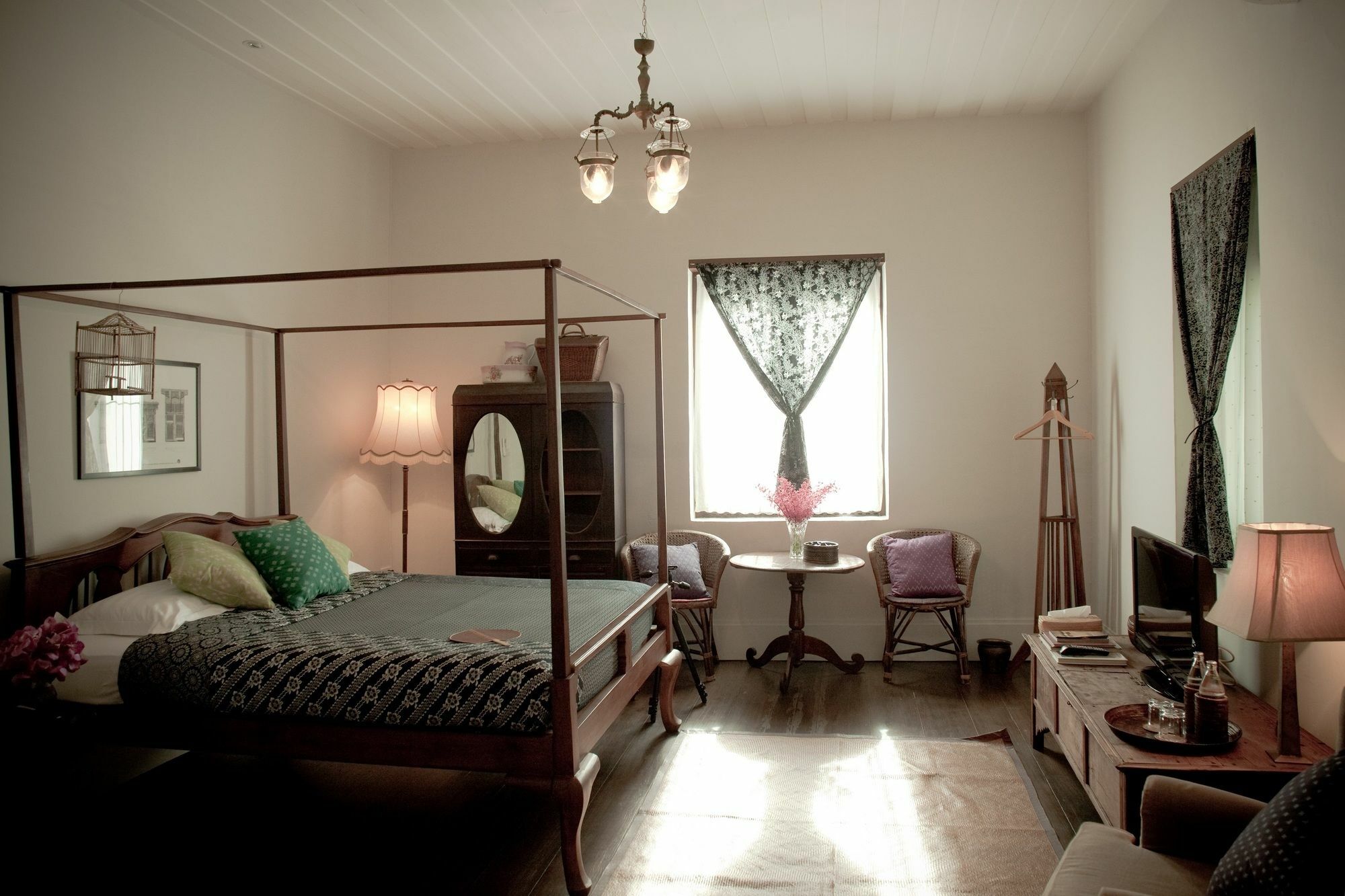 Hotel The Asadang