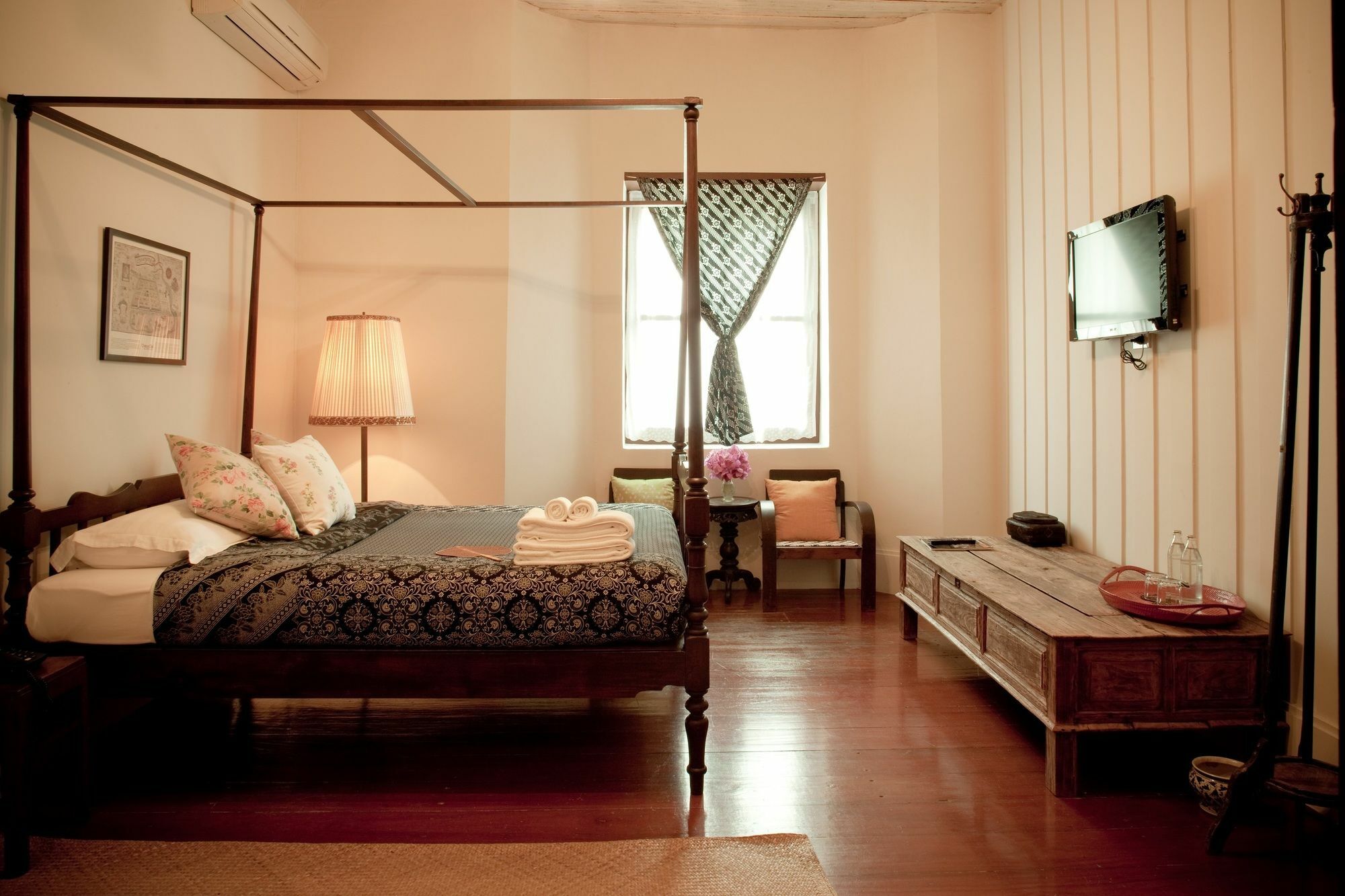 Hotel The Asadang 3*