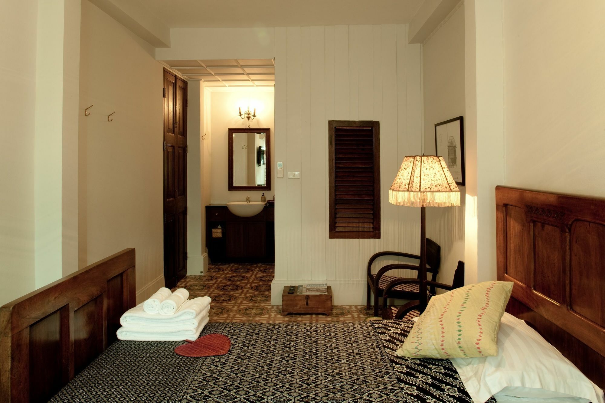 The Asadang Hotel 3*