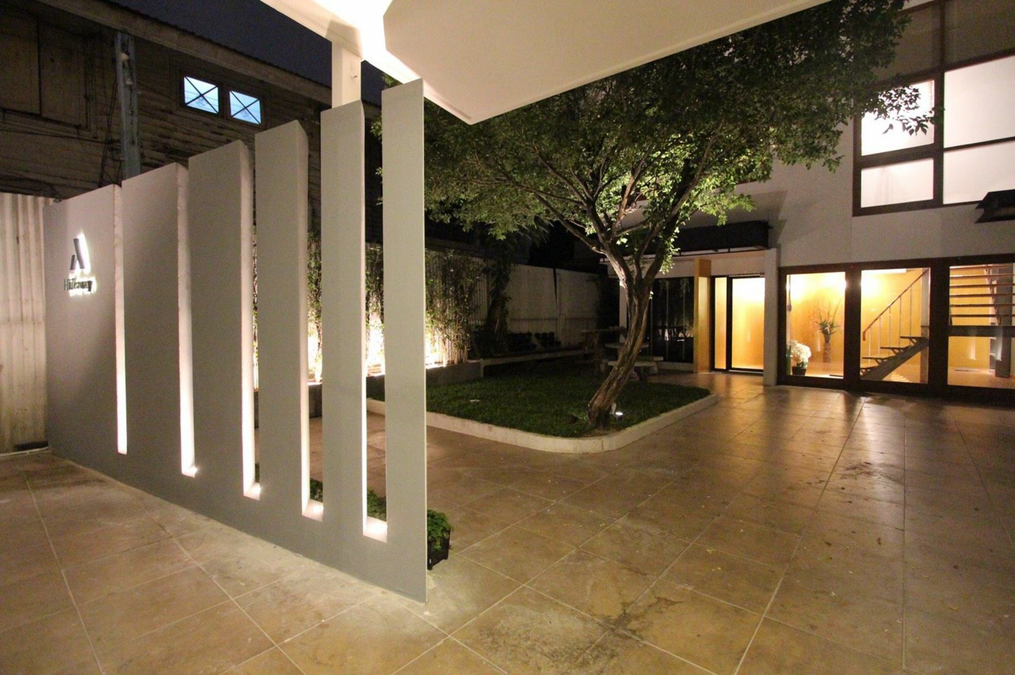 Airtel Hideaway Ari 3* Bangkok