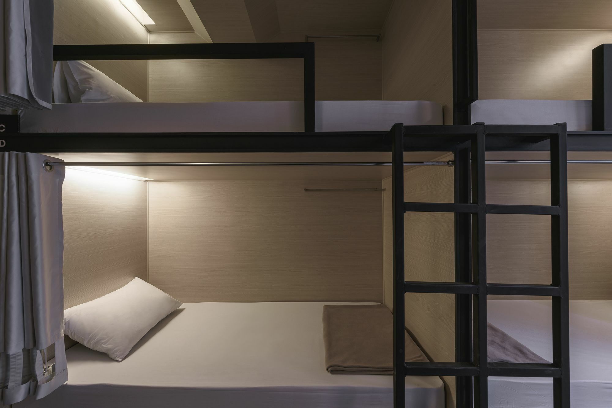 Hostel Ora