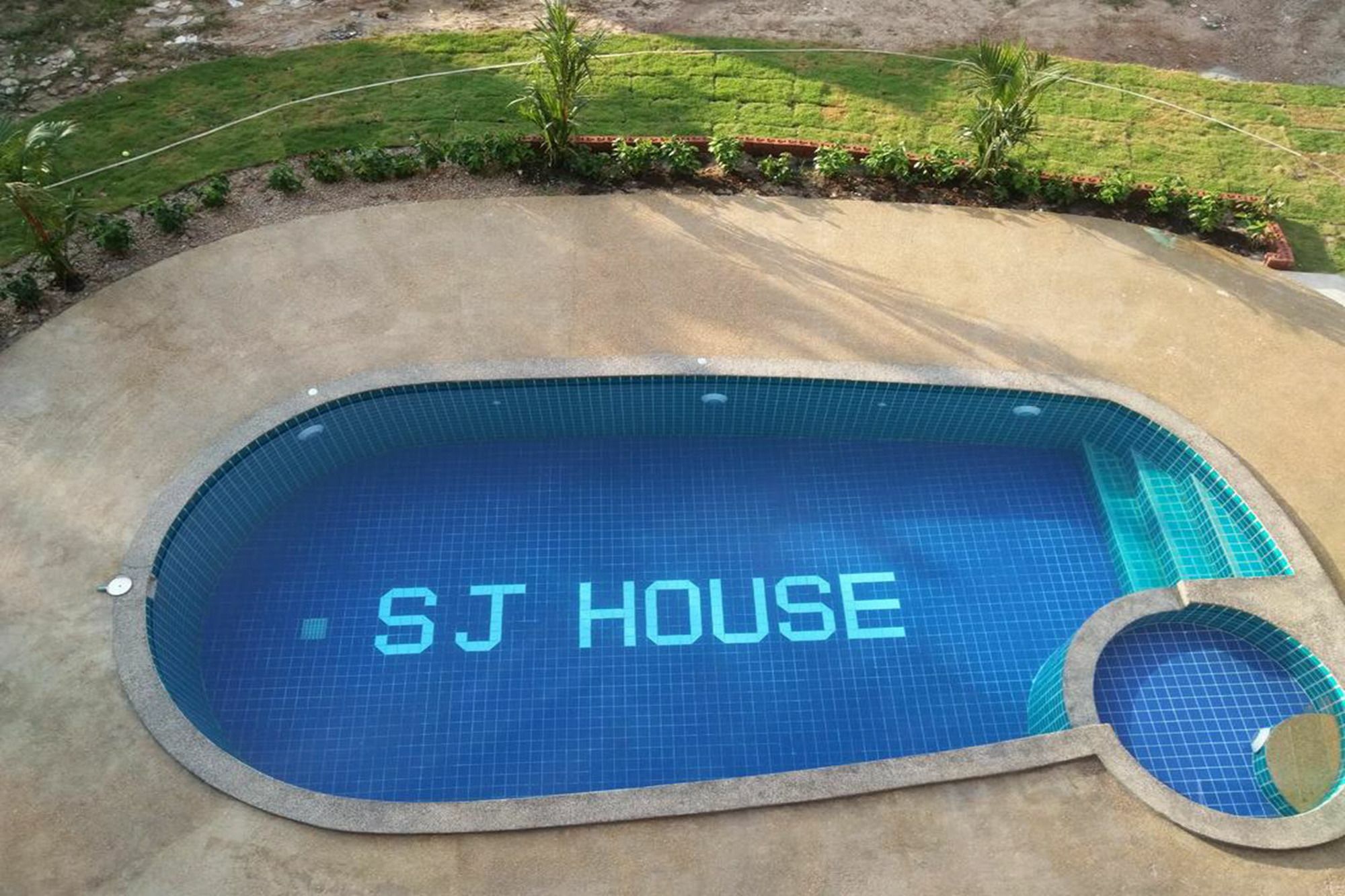 Oyo 665 Sj House