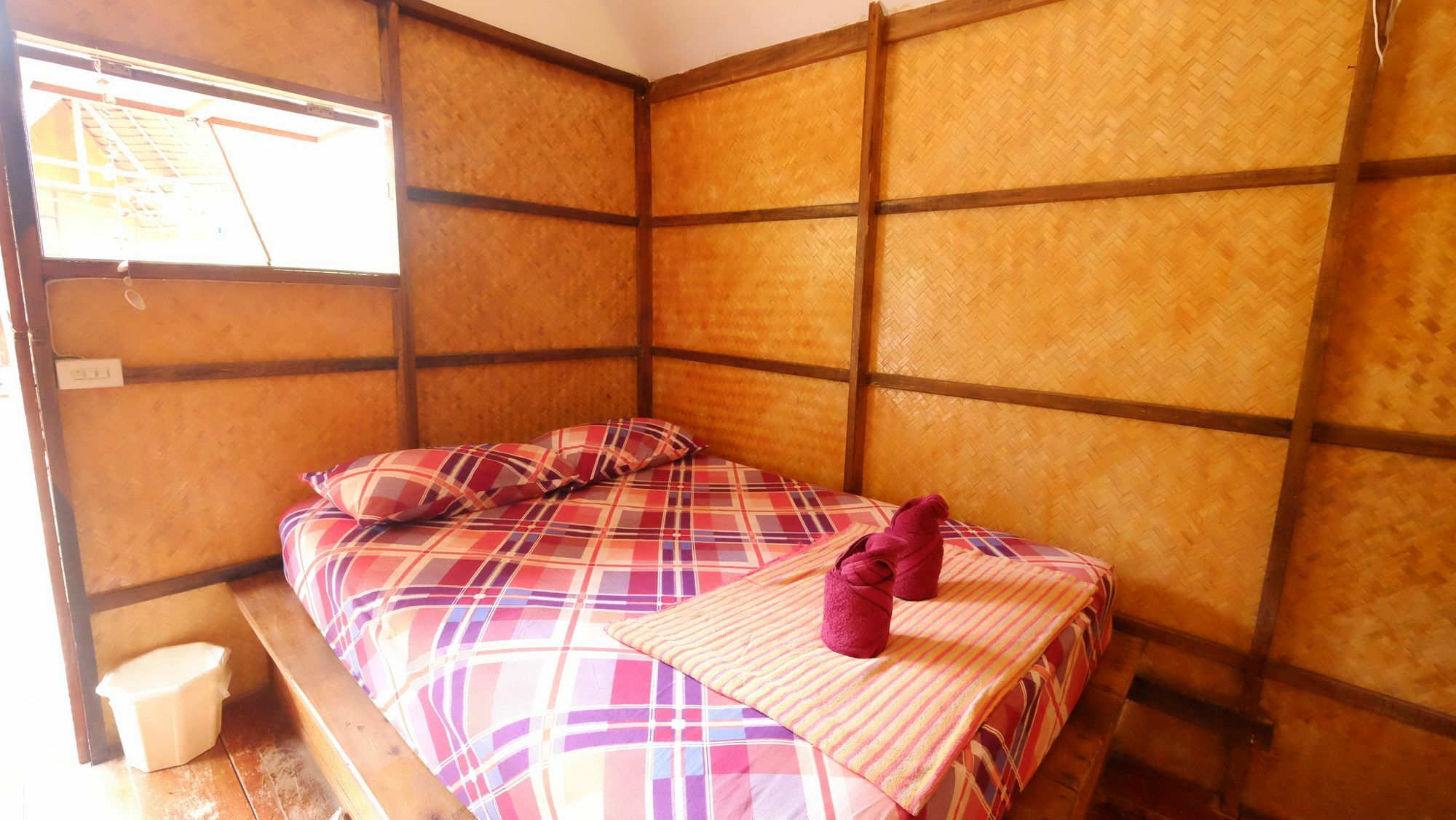 Ozone Huts Holiday park Koh Lanta