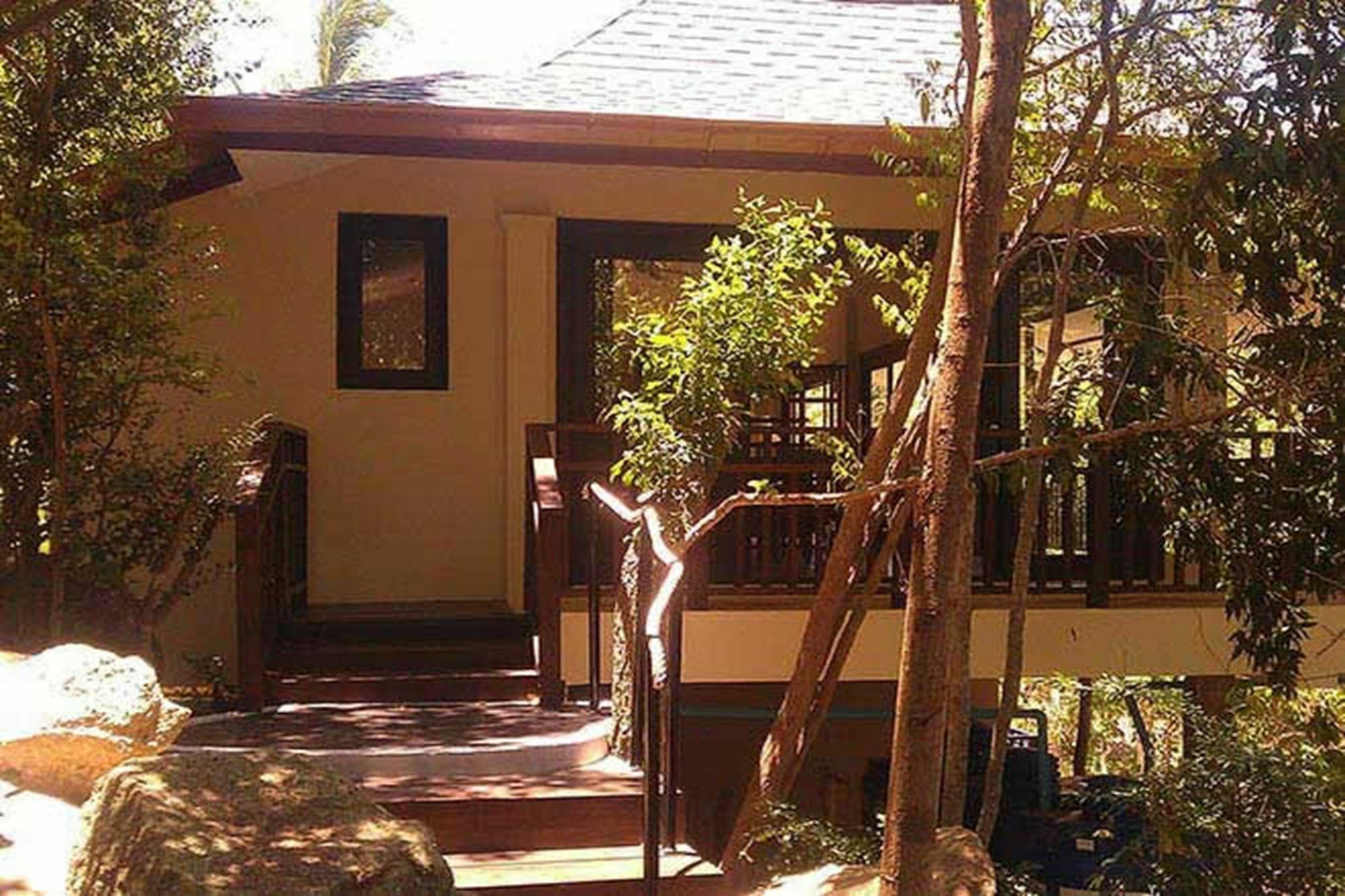 Villa Lom Choi *