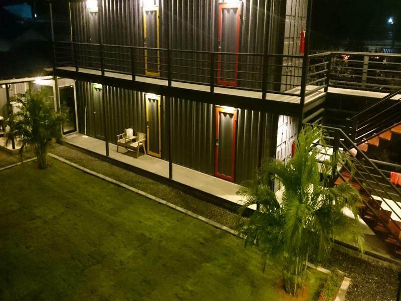 Na-tub Baan Tai