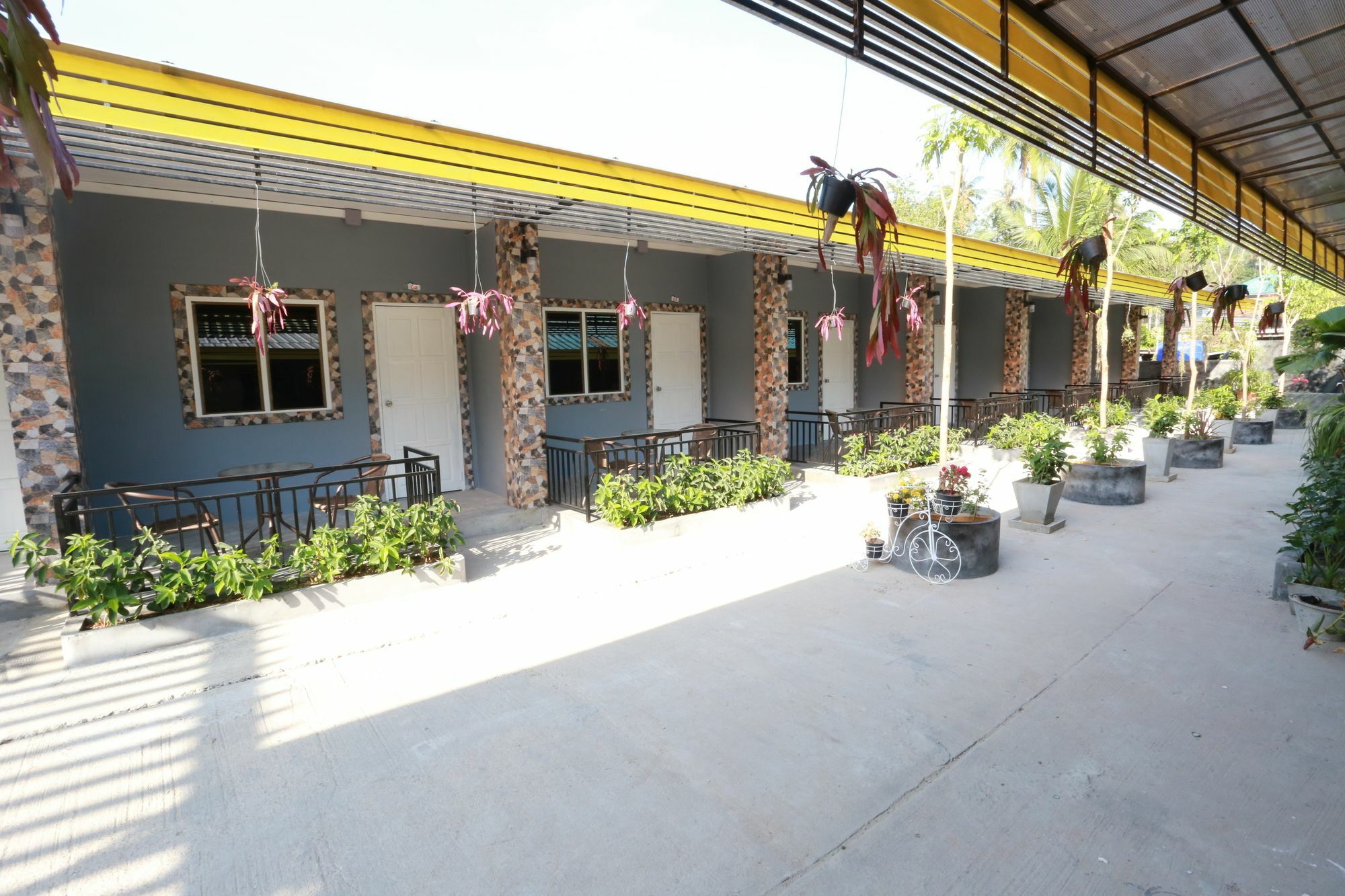 Greenery Hotel 3*