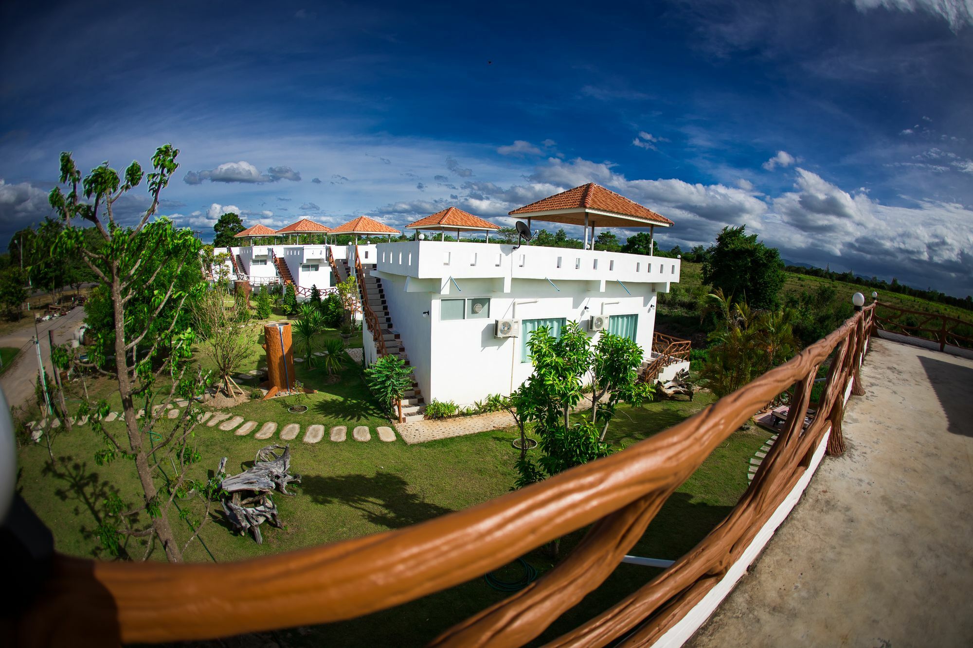 Suanmaihom 3*