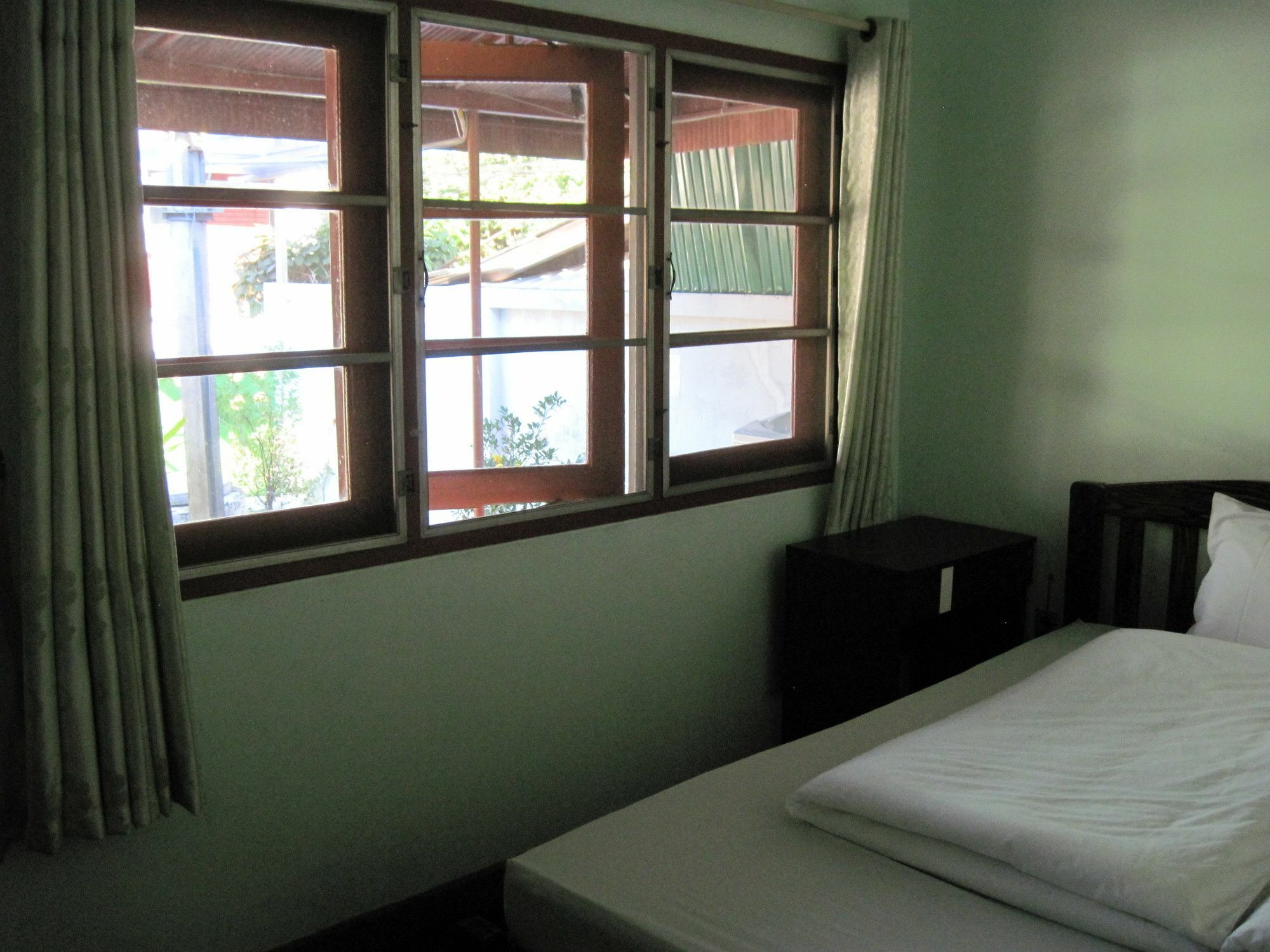 Hostel Sakura House