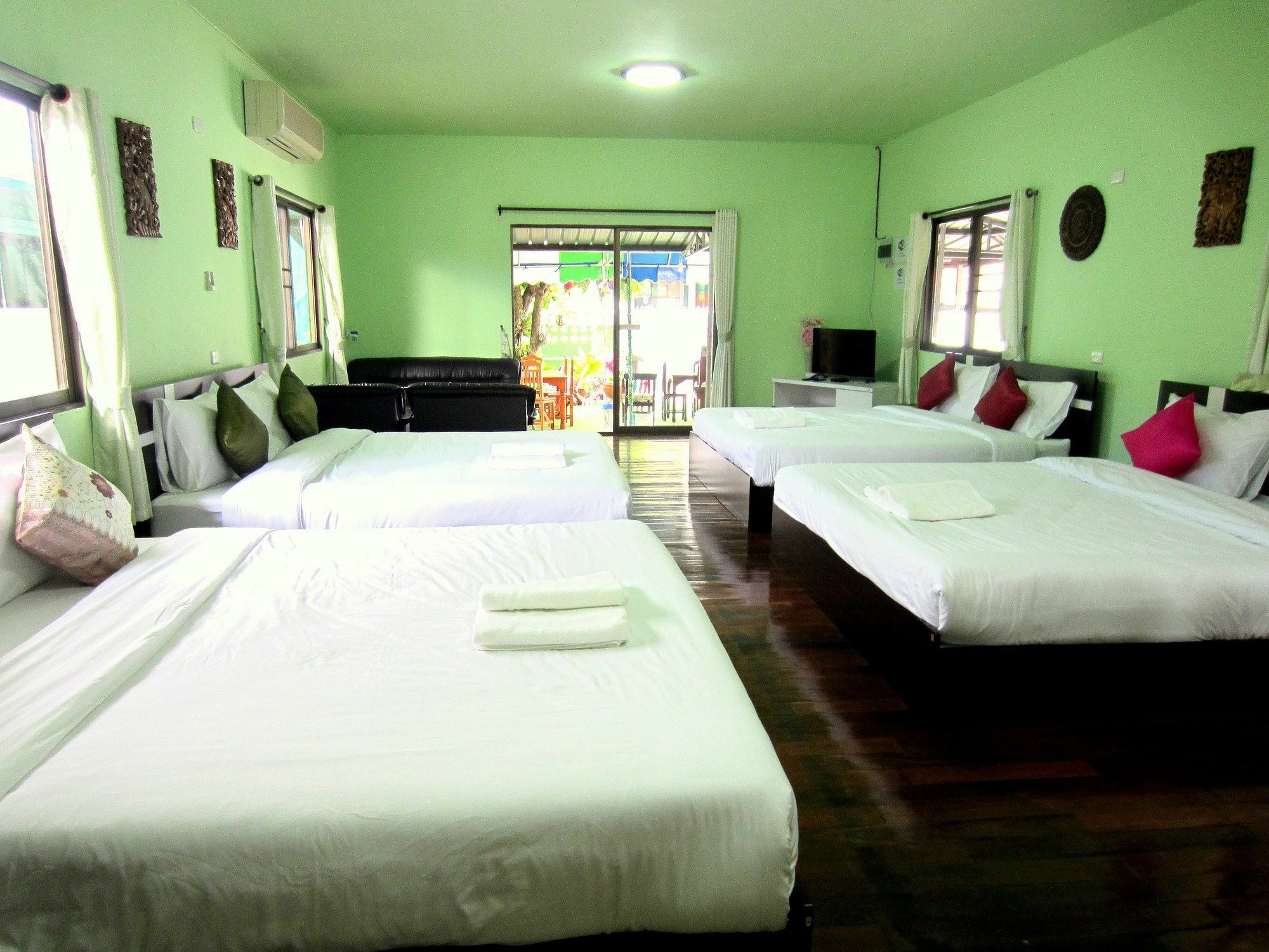 Sakura House Hostel