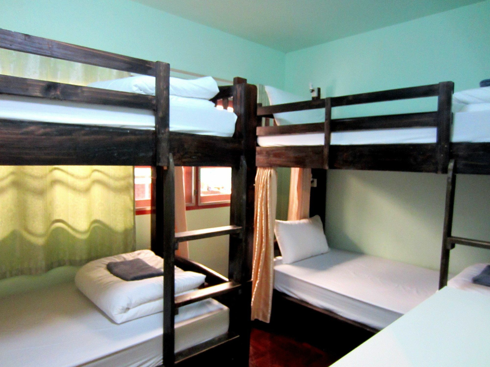 Sakura House Hostel