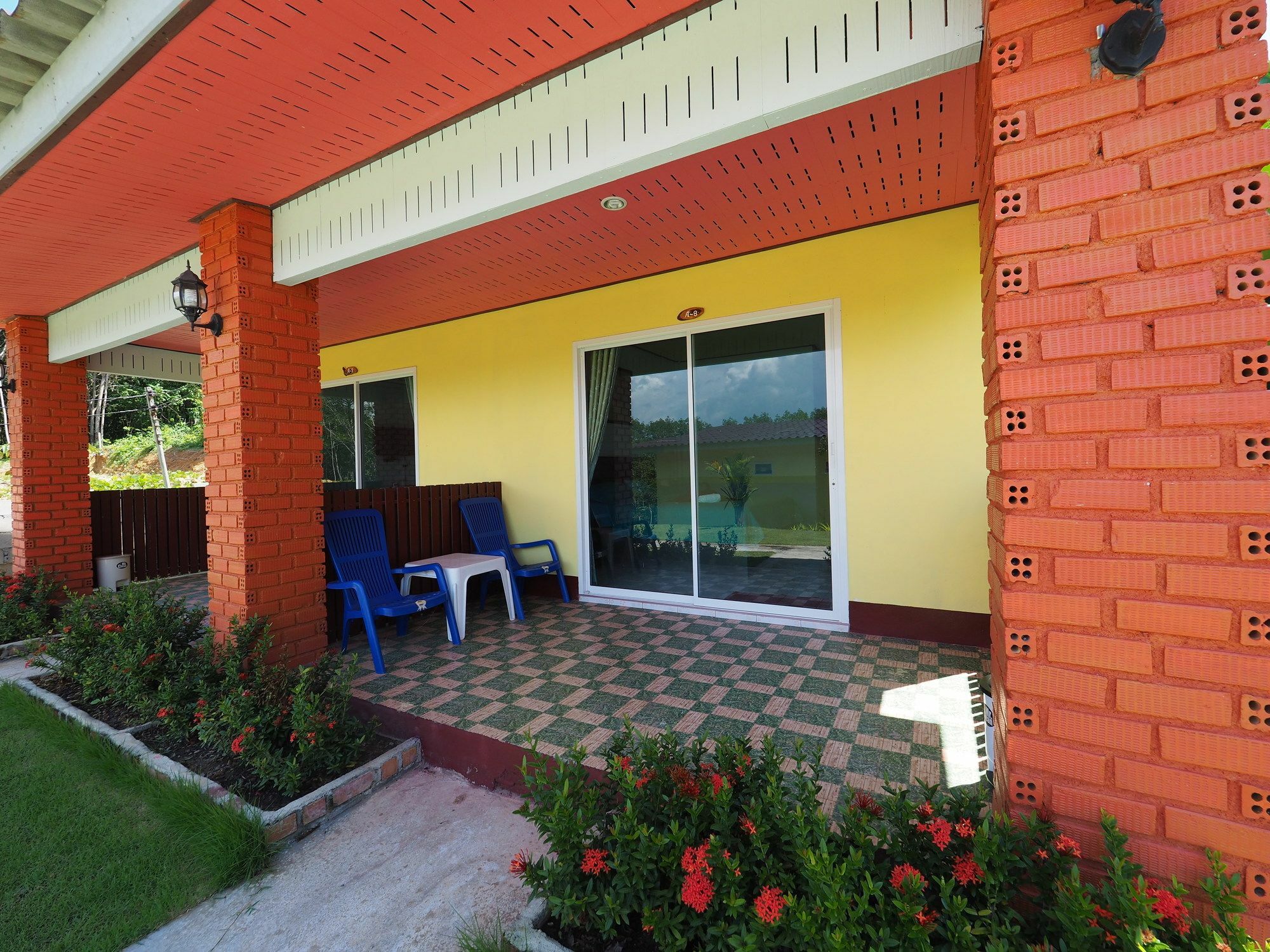Anyaman Lanta House Resort