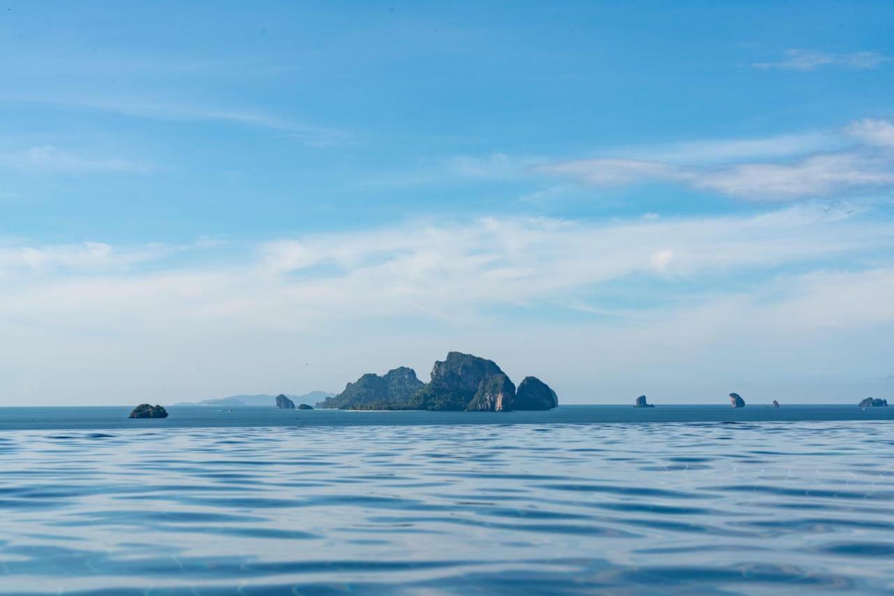 Avani Cliff Krabi Resort 4*