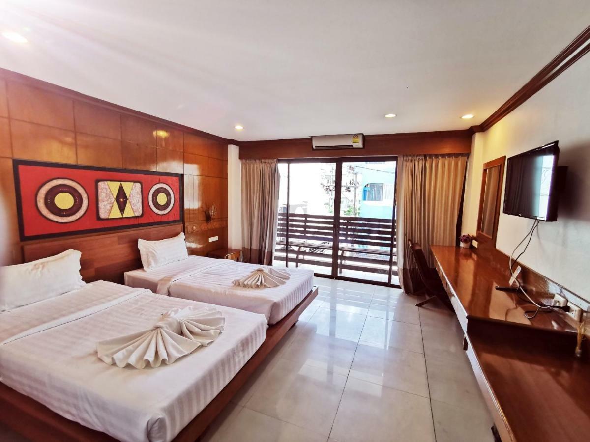 New Life Phuket Classic Hotel 3*