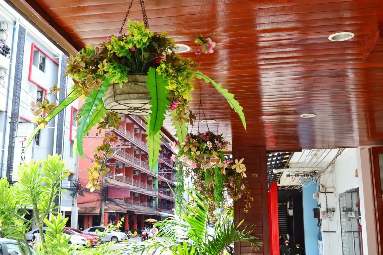 Hotel New Life Phuket Classic