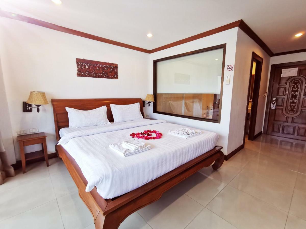 New Life Phuket Classic Hotel 3*