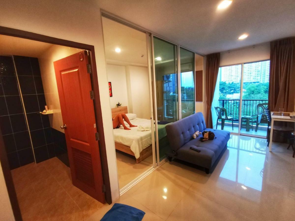 Breezy Apartment *