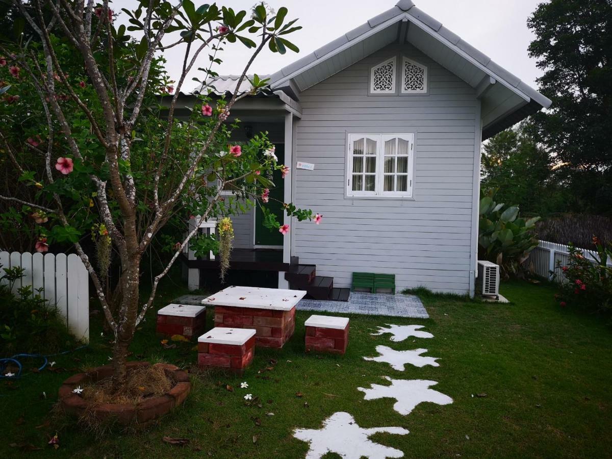 Resort Terrua Main Garden