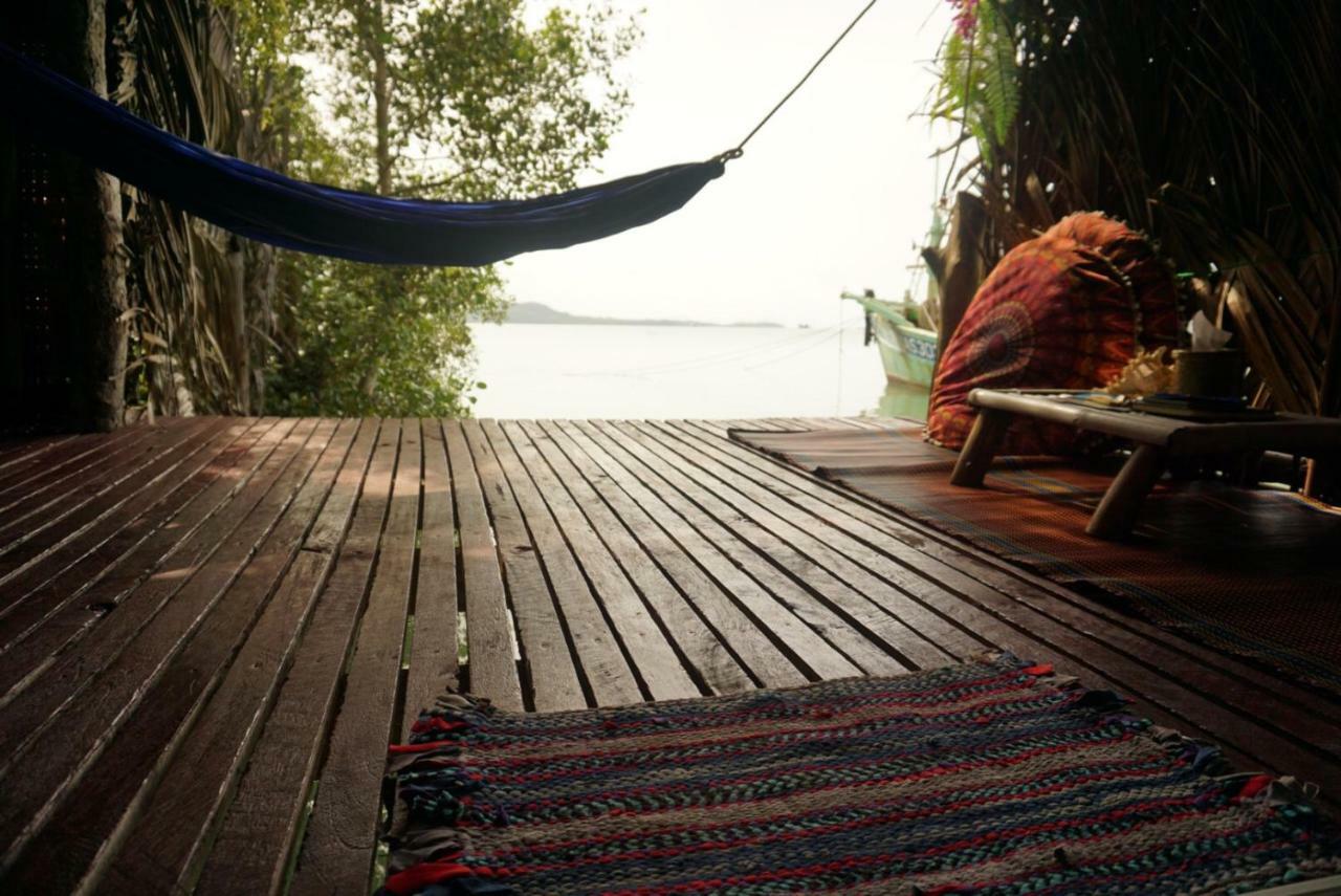 Deep House Sea View Homestay *
