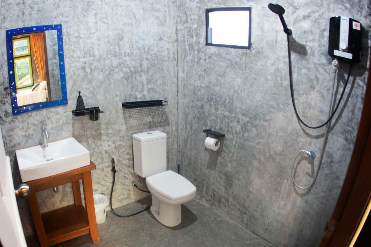 Guest house Tonmai Suites