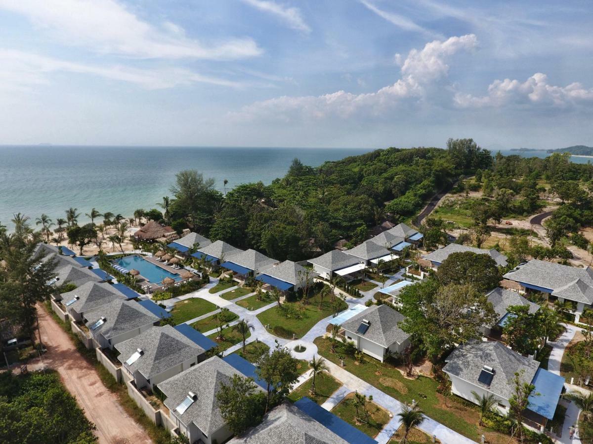 Lanta Casa Blanca Hotel 4*