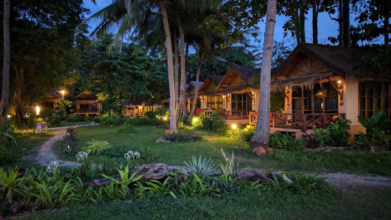 Resort Nautilus Right On The - Adult Only - Sha Extra 3*