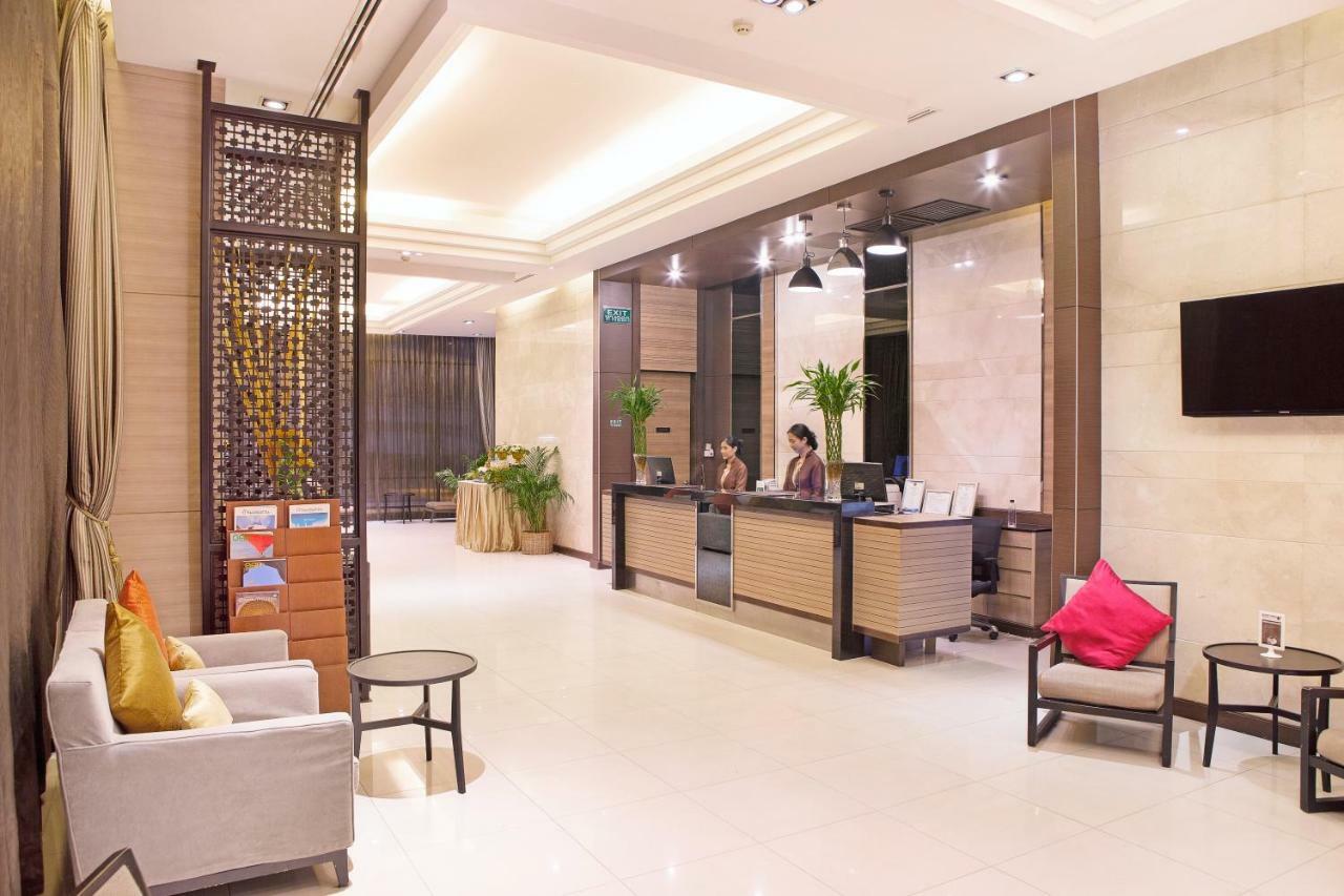 Mida Ngamwongwan - Sha Hotel