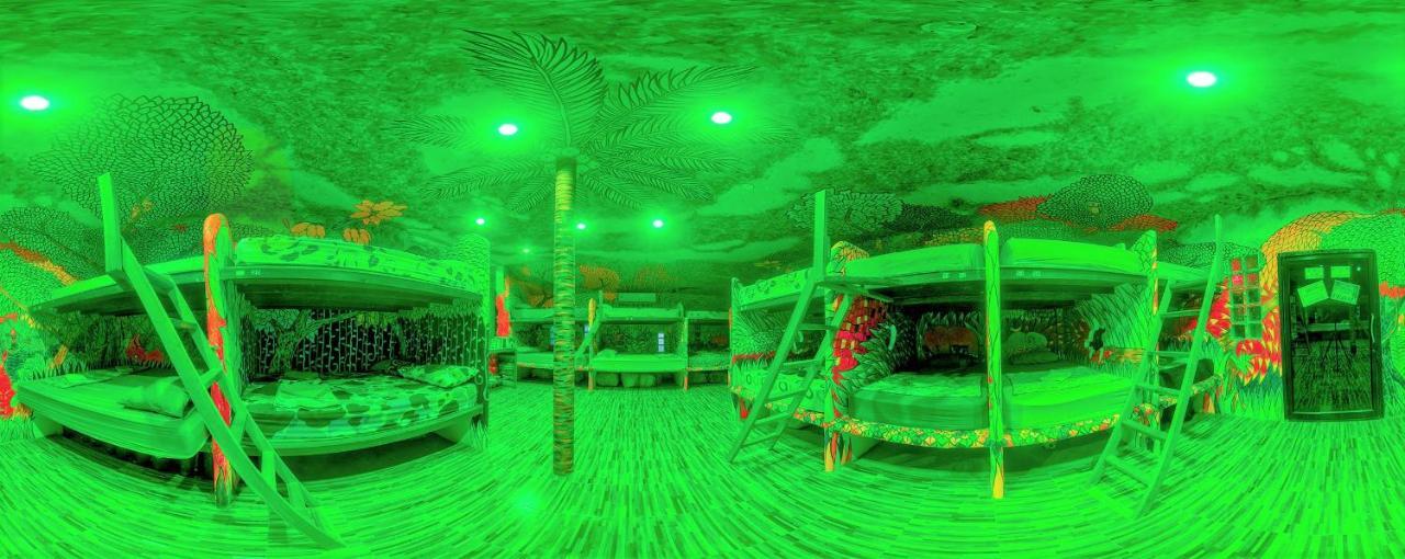 Dancing Elephant Club Hostel