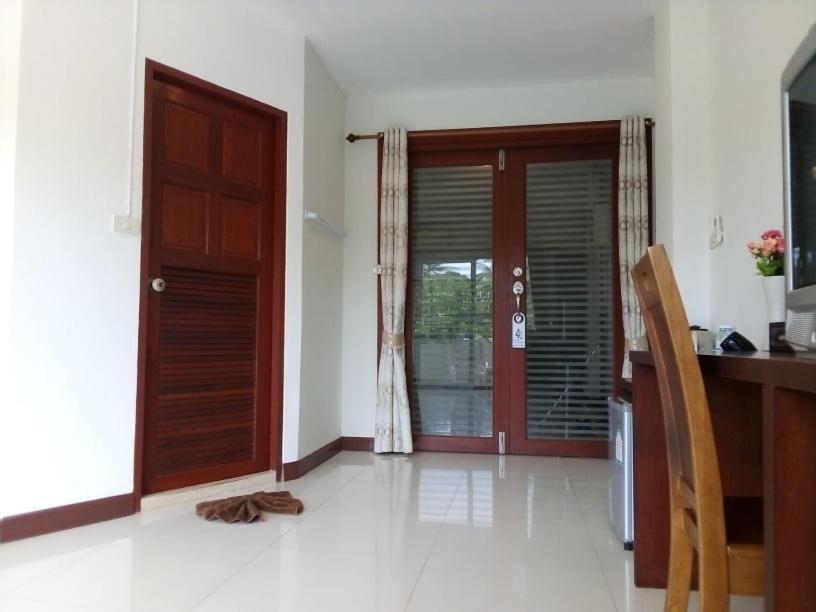 Lanta Longbeach Apartment Koh Lanta