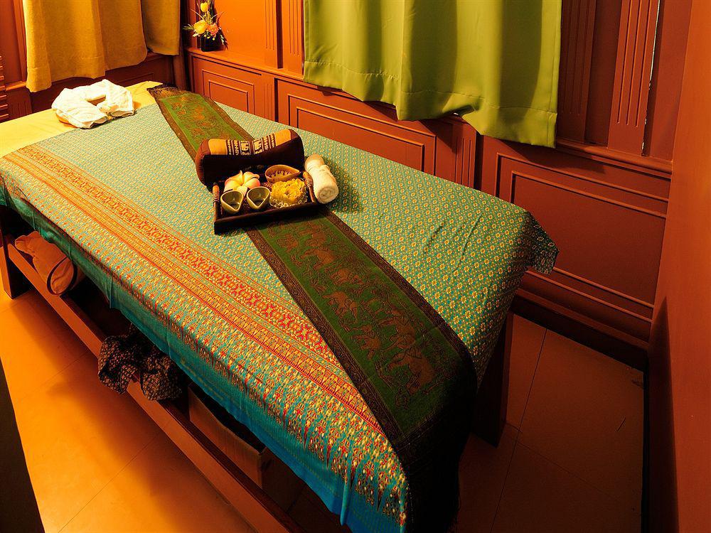 Oyo 796 Paradise Sukhumvit Hotel